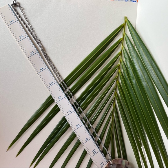 Mother of Pearl Mosaic Necklace - Picture 3 of 3